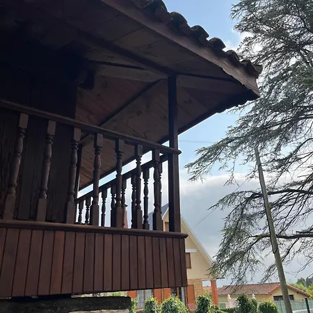 La Quintana De Pola Vakantiehuis *