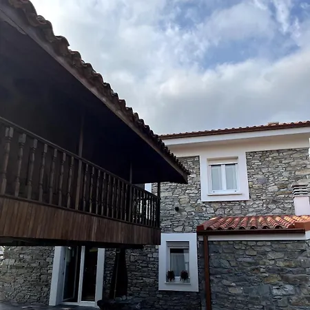 La Quintana De Pola Vakantiehuis *