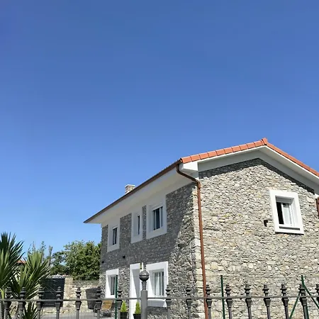 別荘 La Quintana De Pola